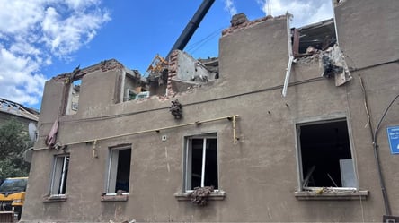 У Харкові КАБ зруйнував будинок: фото після ворожого удару - 290x166