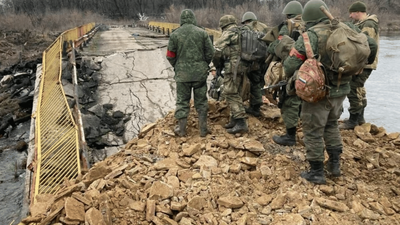 Не дуже солодко: російські солдати масово тікають з військових частин