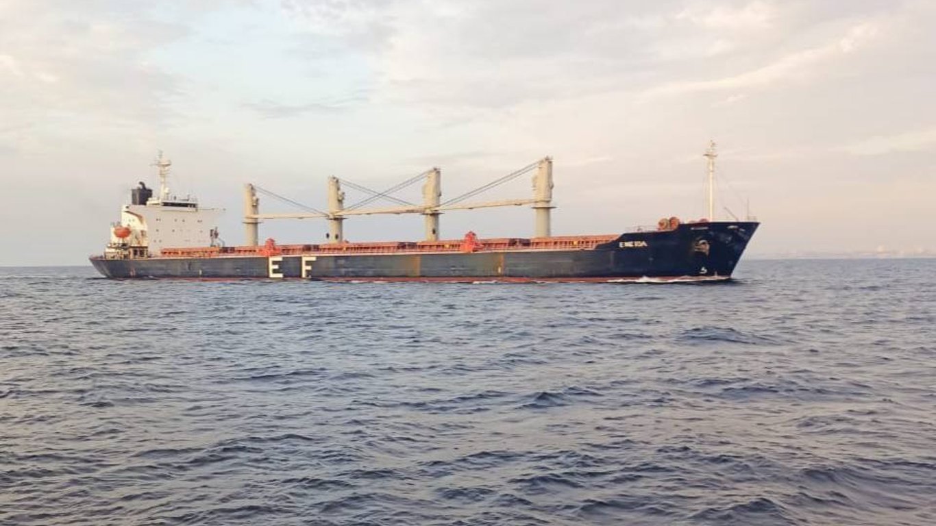 Робота портів Великої Одеси не зупиняється — скільки суден на завантаженні