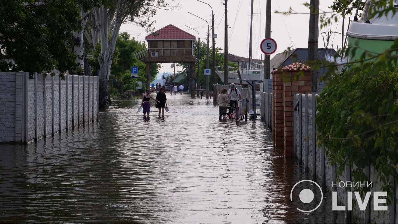 В Херсонской области снижается уровень воды после затопления