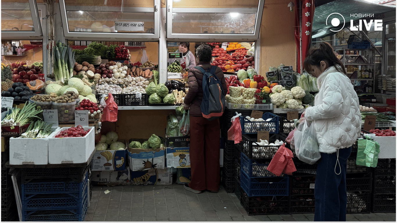 Продукти на Новому базарі в Одесі: як змінилися ціни навесні