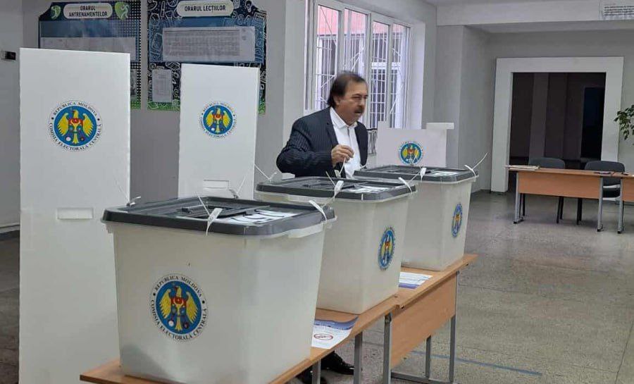 ЄС чи Росія – у Молдові стартували парламентські вибори - фото 1