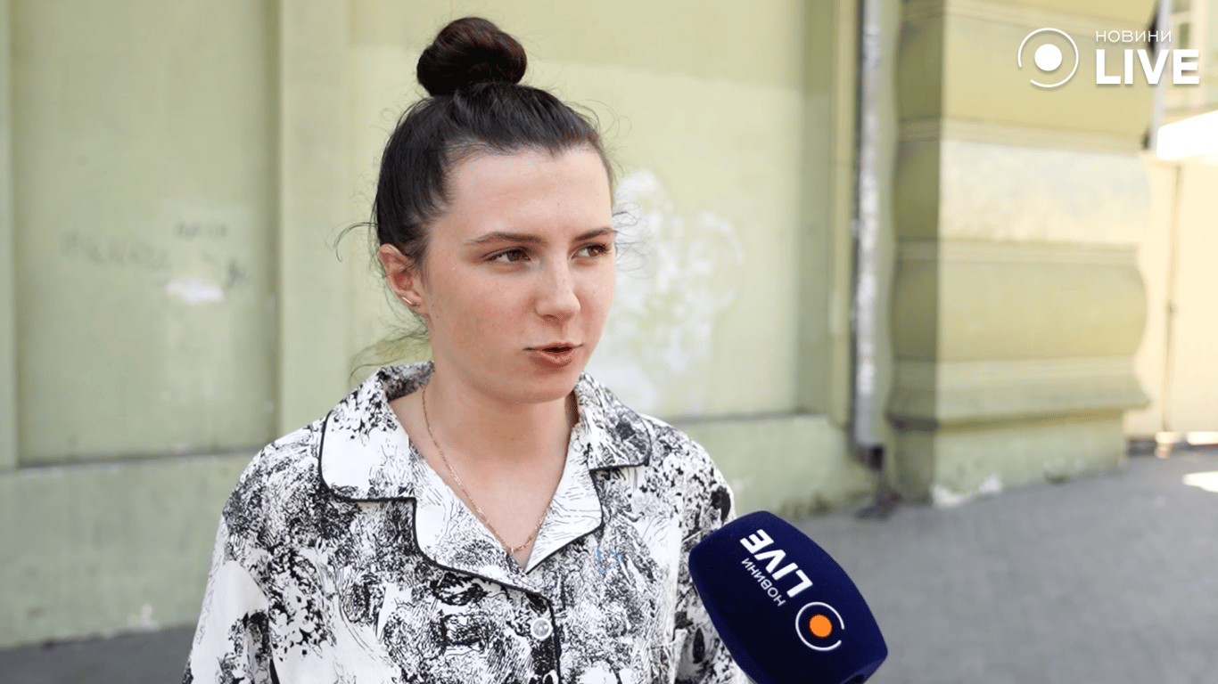 Місцева жителька Марічка про відкриття пляжів