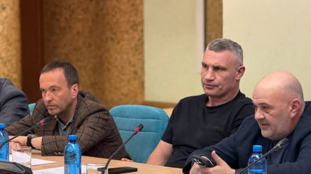 Київ критикують за повільний ремонт тепломереж: Кличку дали дедлайн - 290x166