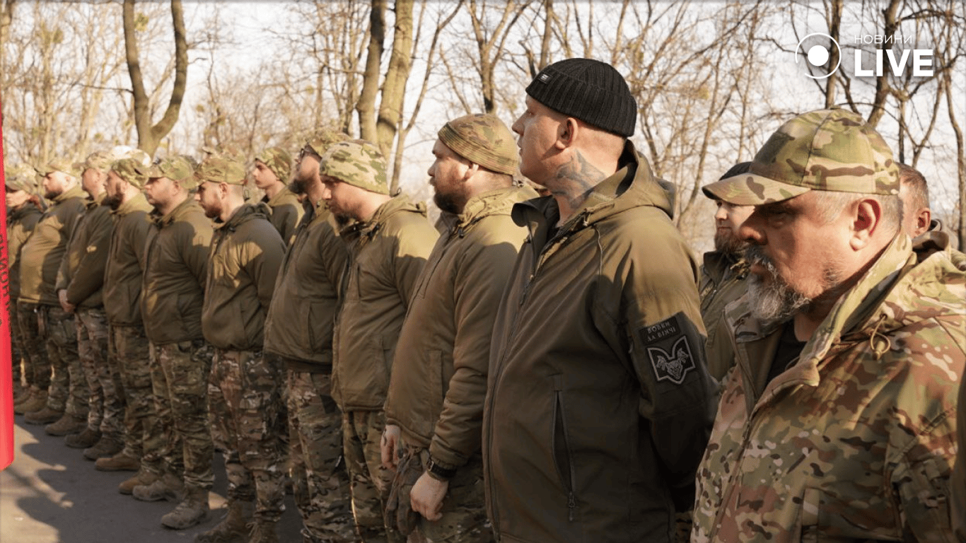 У Києві вшанували Героя України Дмитра Коцюбайла Да Вінчі