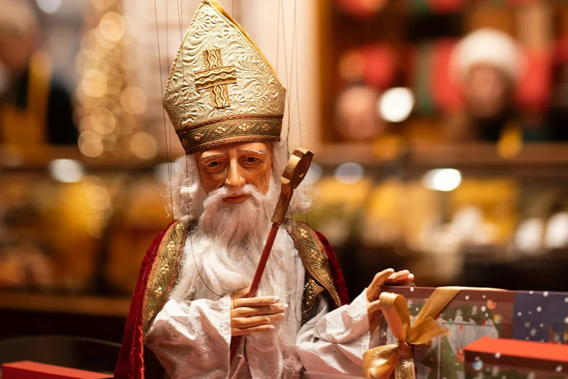 Привітання з Днем Святого Миколая у красивих віршах українською мовою