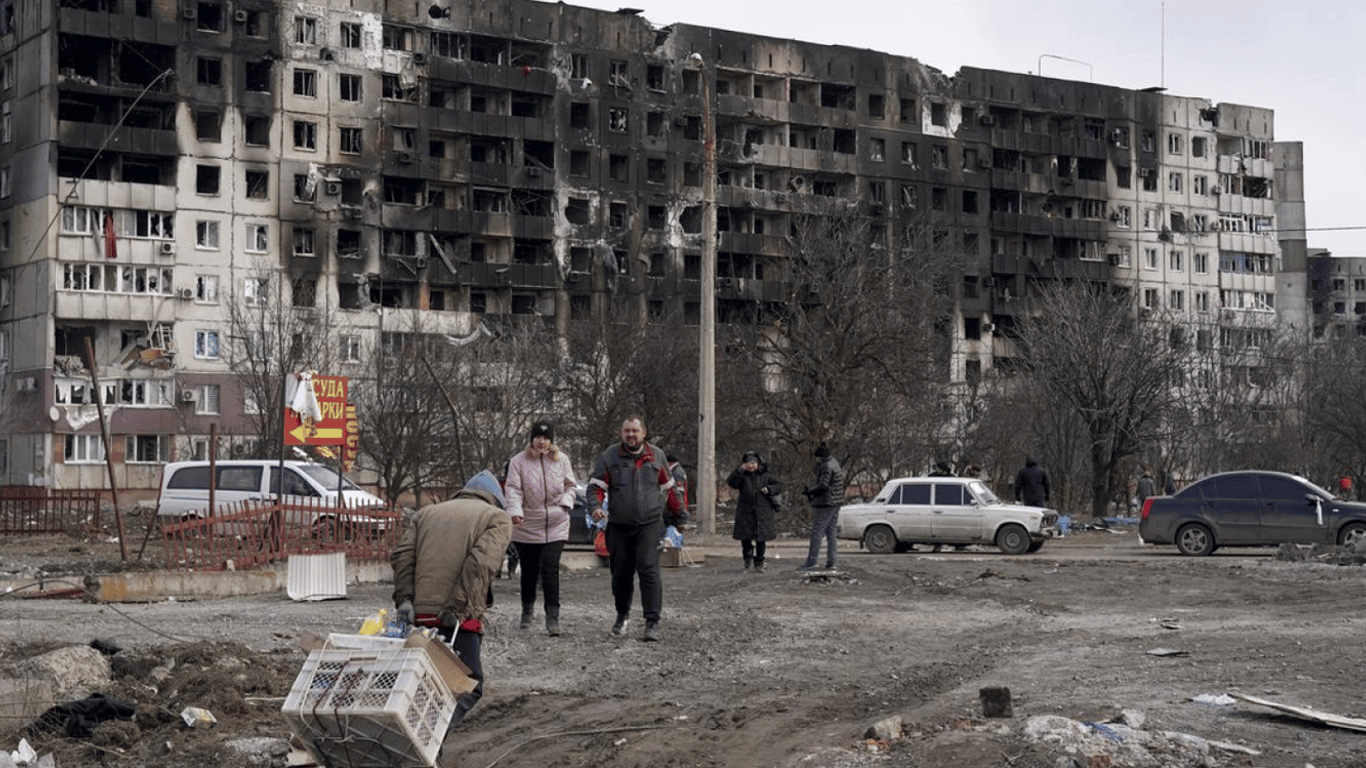 Андрющенко розповів про бажання росіян купувати квартири у Маріуполі — чим їх заманюють окупанти