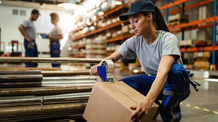 Почасовая оплата труда — какие особенности в 2026 году - 285x160