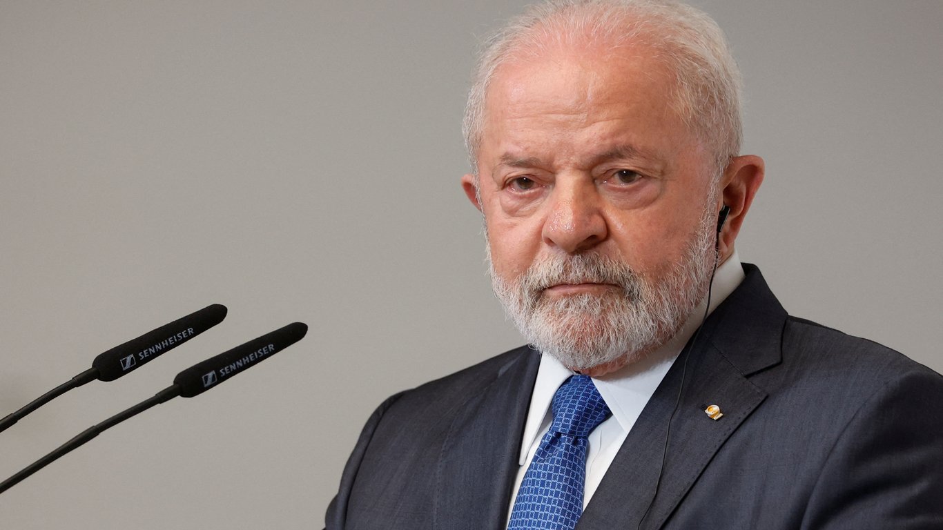 Президент Бразилии оправдывается за отказ передать Германии оружие для Украины