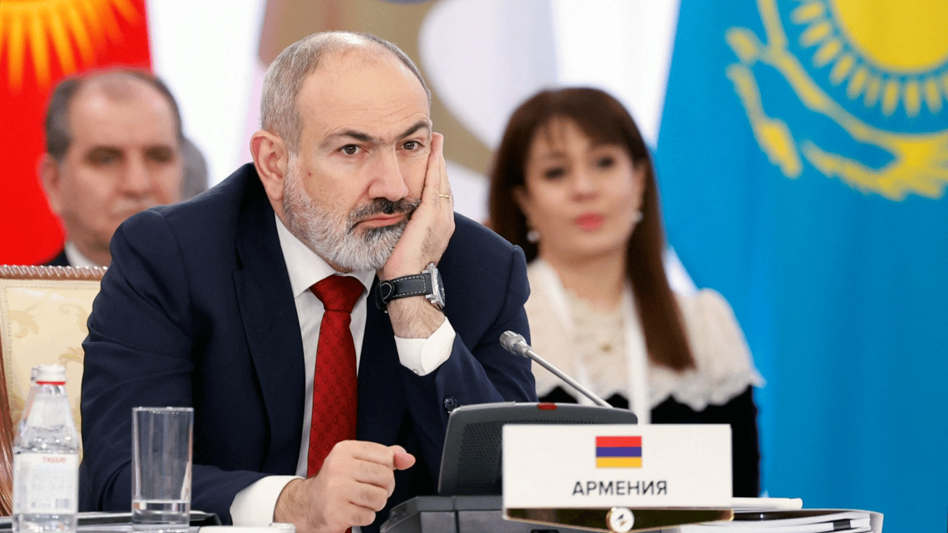 Вірменія звинуватила Азербайджан у підготовці до війни проти країни