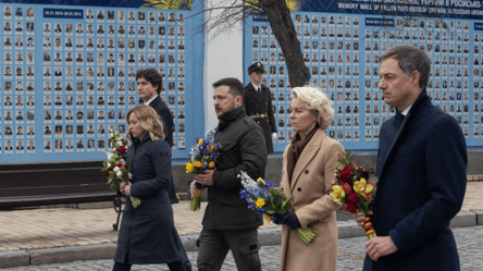 Зеленский вместе с западными партнерами почтил память погибших Героев - 285x160