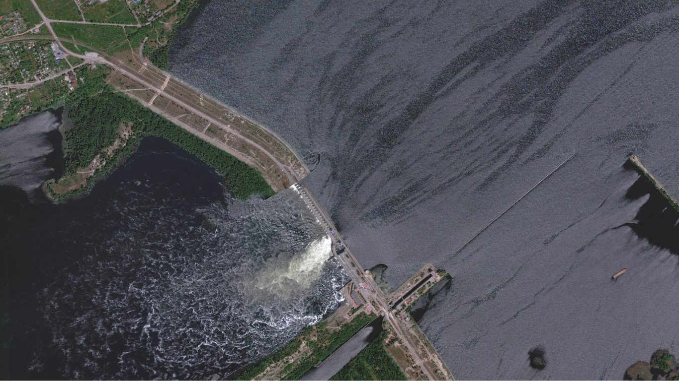 Подрыв Каховской ГЭС: названа сумма ущерба нацпарку "Нижнеднепровский"