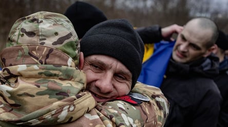 В СБУ показали эксклюзивные кадры встречи украинских пленных - 285x160