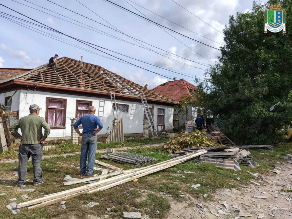 Пошкоджений будинок у Вилковому після атаки росіян