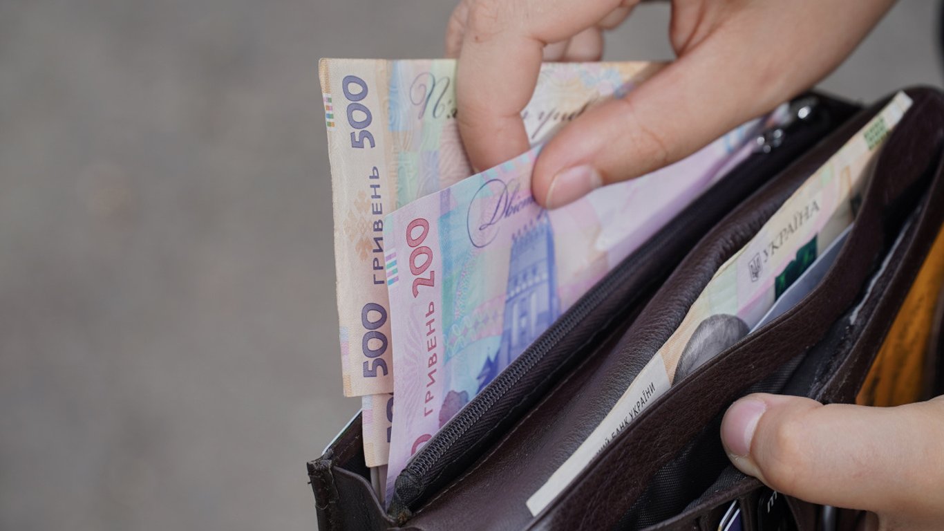 Купюри гривні поступово виводять з обігу: про що НБУ попередив українців