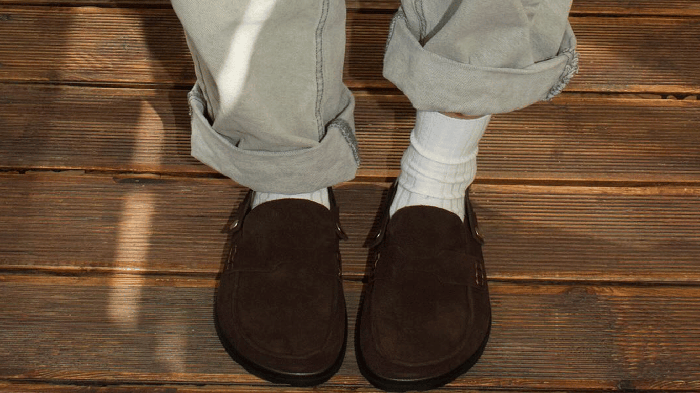 Клоги и сабо: главные отличия, чтобы не ошибиться при покупке