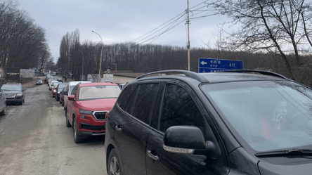 Очереди на границе Украины сегодня — какие КПП забиты автомобилями - 285x160