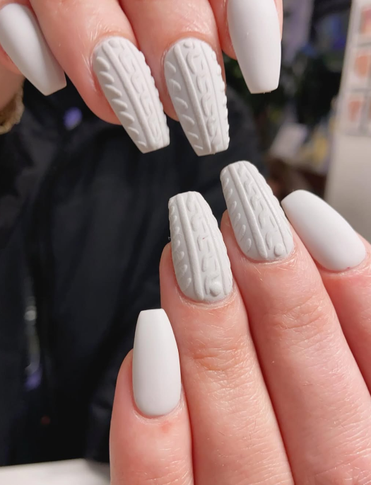 Який манікюр буде трендовим цієї осені