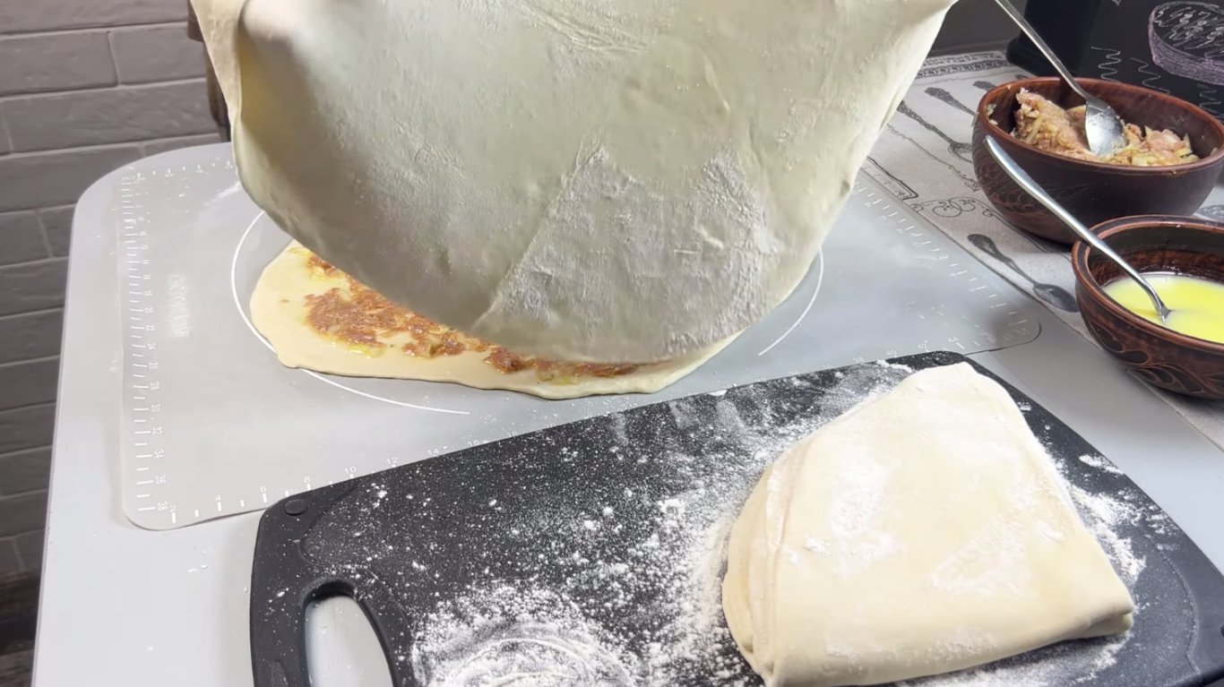 рецепт смачного солоного пирога