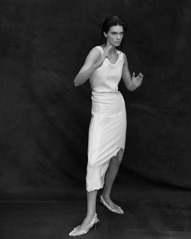 Модель Кендалл Дженнер. Фото: instagram.com/voguemagazine/