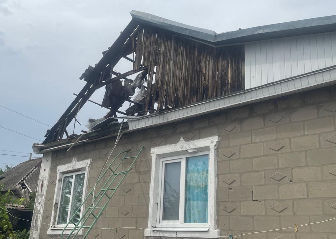 Кількість жертв ракетної атаки на Дніпро зросла — у лікарні померла одна з поранених - фото 2