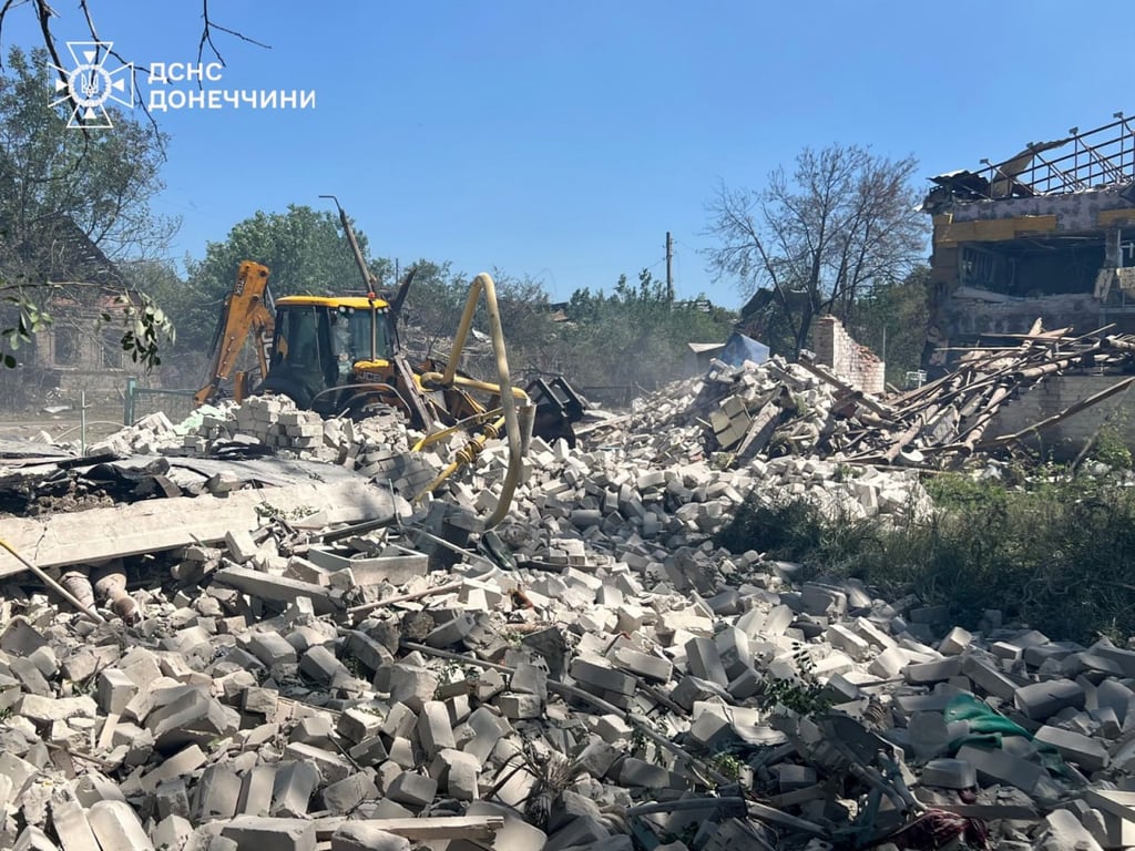 Разрушения после обстрела Константиновки 9 июля 2025 года