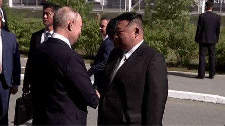 Путин устроил встречу с Ким Чен Ыном на космодроме: подробности - 285x160
