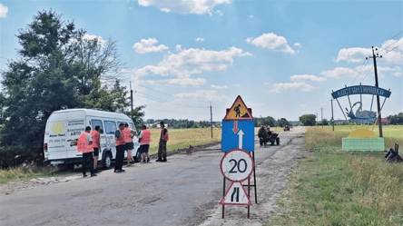 В Донецкой области недалеко от линии фронта будут ремонтировать дорогу за 60 млн грн - 285x160