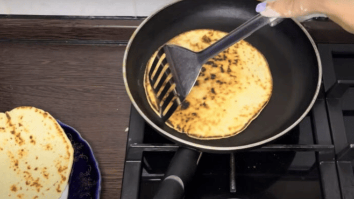 торт без духовки Дитяча мрія, знадобиться всього три інгредієнта