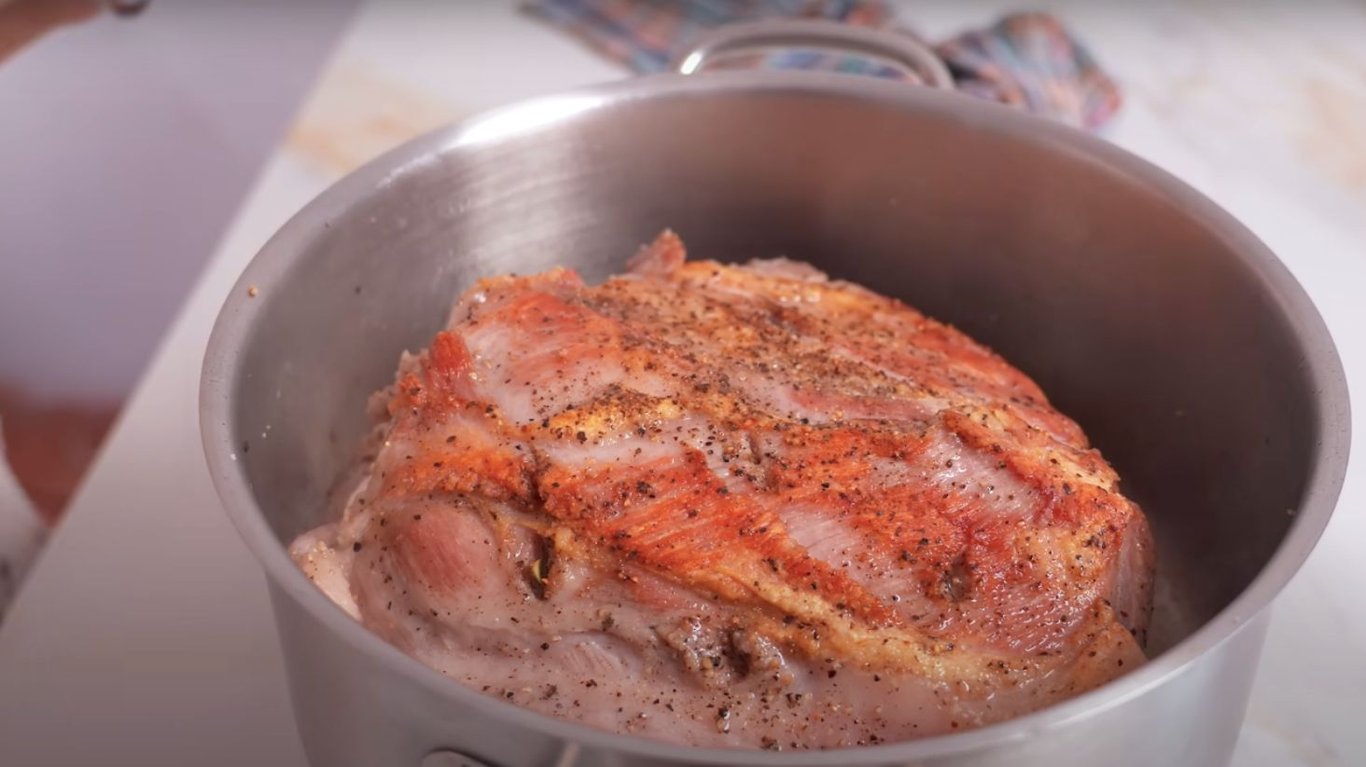 домашня буженина без духовки, бюджетний та смачний рецепт