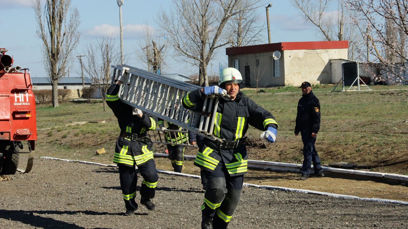 В Одессе на базе гвардейцев сформирован пожарный взвод