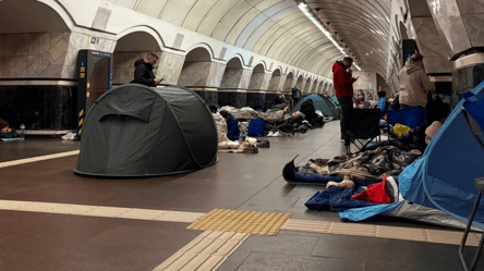 Спикер КГВА: в Киеве могут запретить палатки в метро во время тревог - 290x166