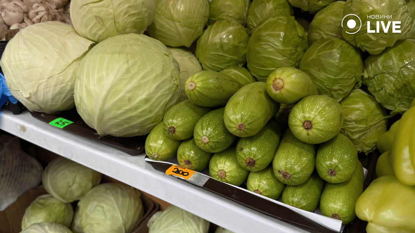 Зимові ціни на Новому базарі в Одесі — овочі, фрукти й м’ясо дорожчають - фото 2