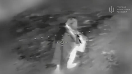 Окупант одягнув "плащ-невидимку" — у ГУР показали ліквідацію - 285x160