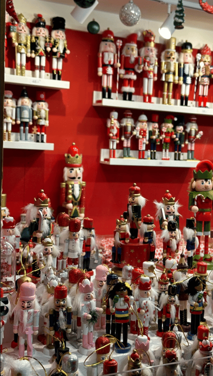 Впечатляющая атмосфера рождественских ярмарок Вены — фоторепортаж - фото 6