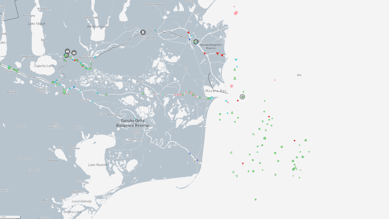 Рекордное количество судов загружается в портах Одесщины — подробности - фото 1