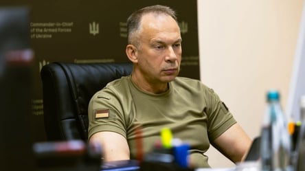 Зеленський може змінити головкома ЗСУ Сирського: шукають кандидатів - 304x171