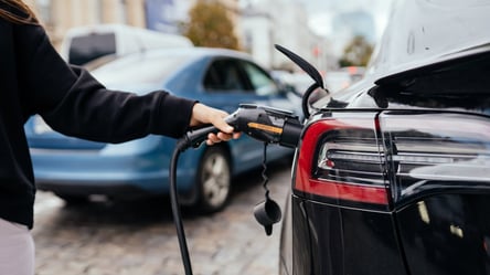 Сколько украинцы потратили на электромобили в 2025 году - 290x160