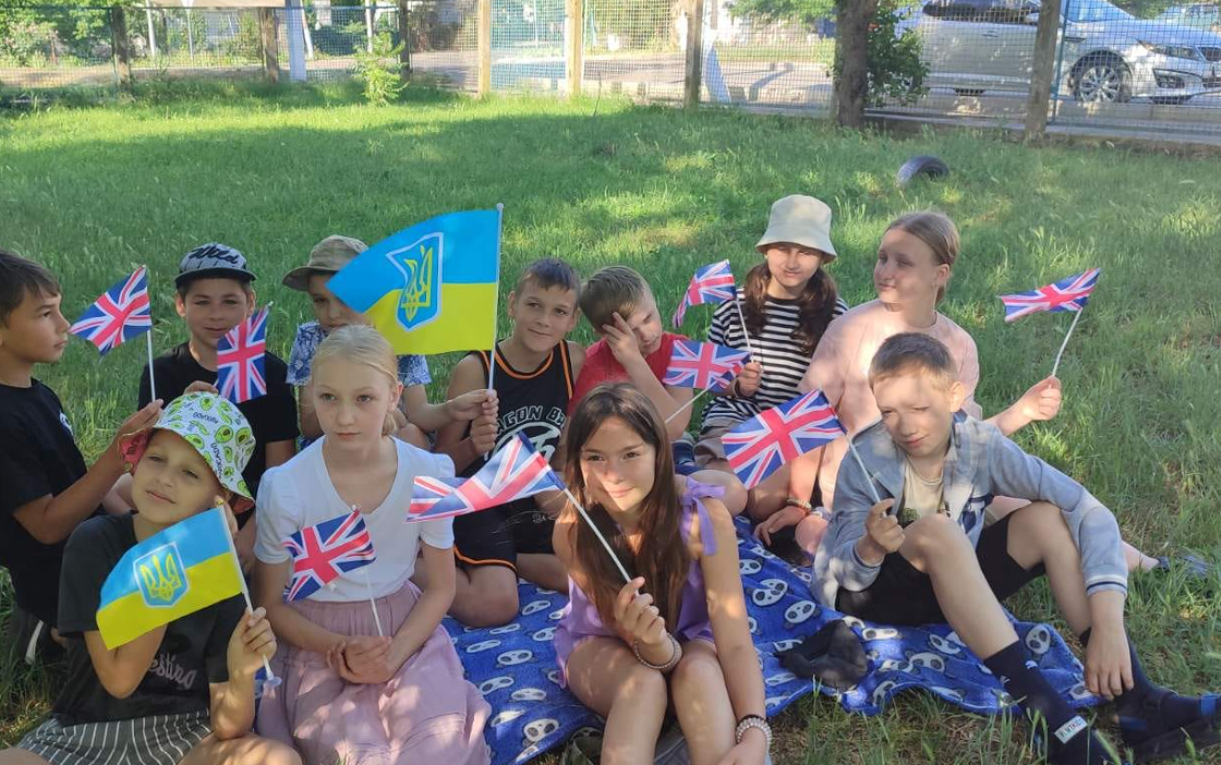 Англійська у дітей у таборі