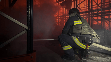 Масштабный пожар и поврежденные дома — результат обстрела Киевщины - 304x171