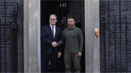 Зеленский впервые встретился с новым премьером Британии — что обсудили - 285x160