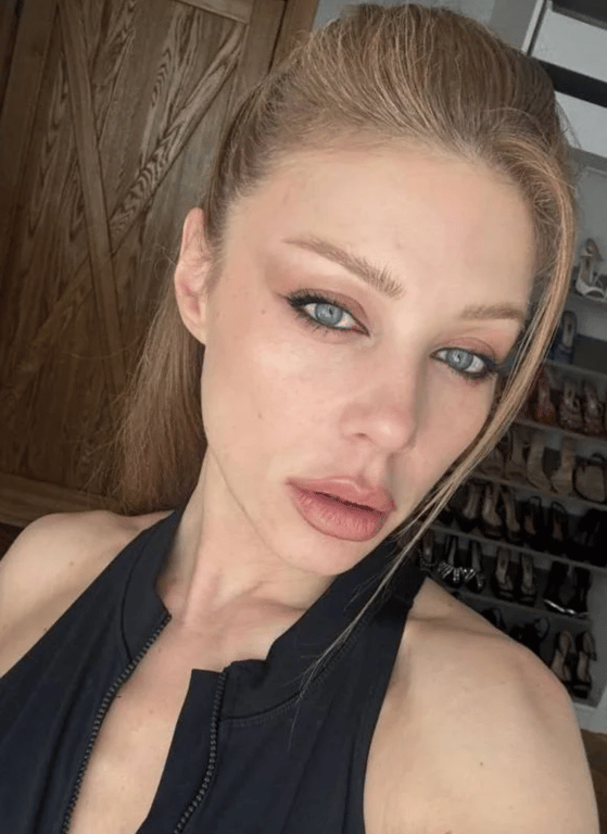 Макіяж, що завжди доречний і класний має вигляд