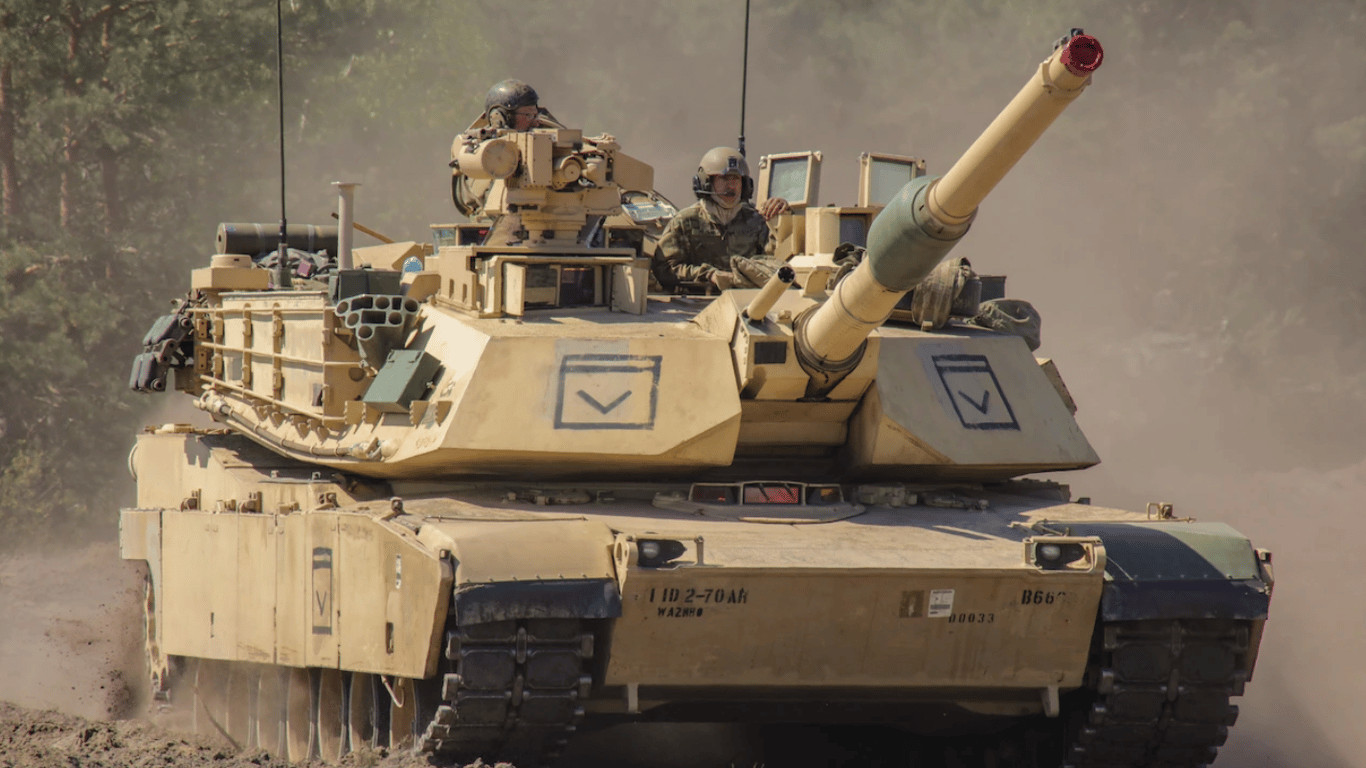 ЗМІ дізналися, скільки танків Abrams прибуло в Україну