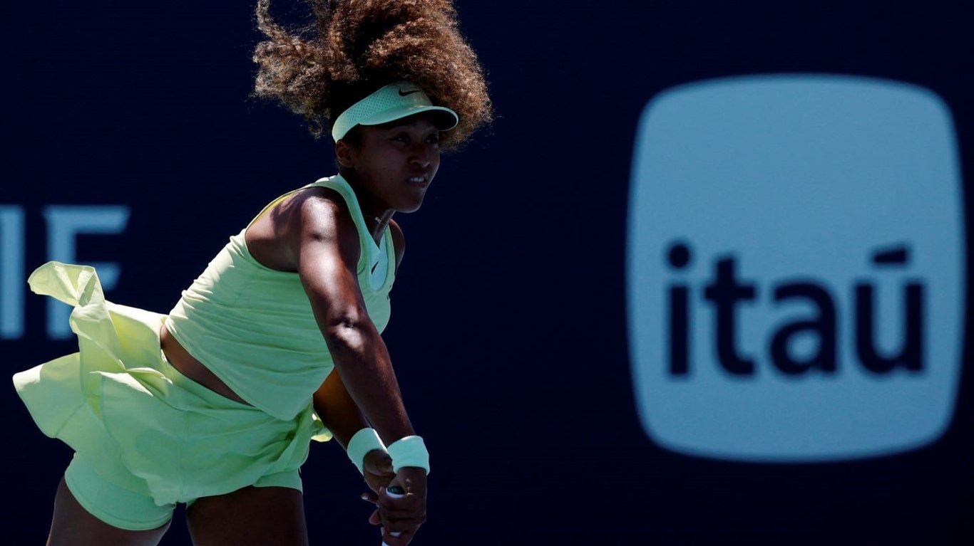 Наоми Осака