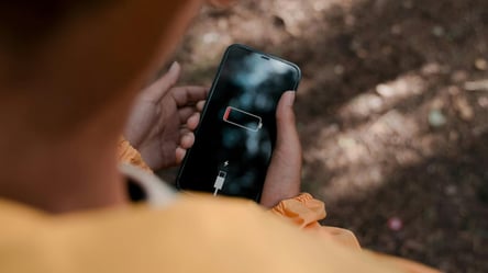 Why force-closing apps is bad for your phone's battery - 285x160