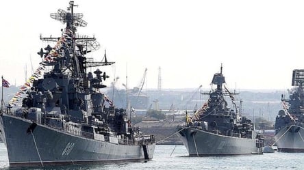 Российские корабли маневрируют как можно дальше от Крыма, — Братчук о состоянии ЧФ РФ - 285x160