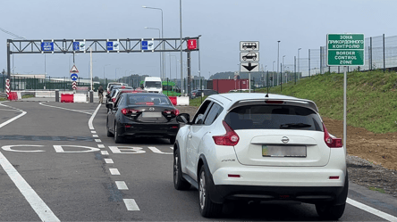 У митній службі пояснили, чому не працюють КПП на кордоні - 285x160