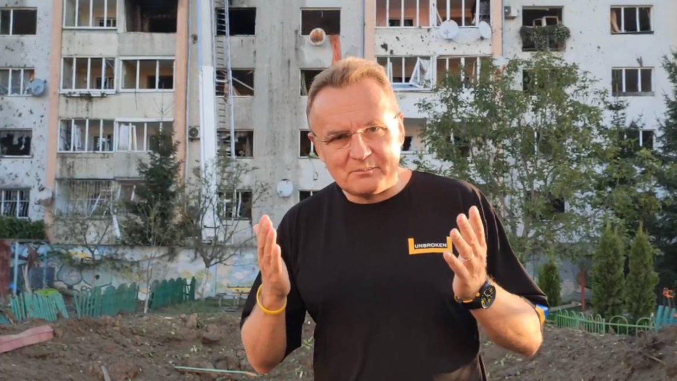 "Детский сад уничтожен": Садовый показал место падения ракеты во Львове