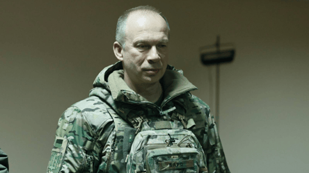 Сырский поздравил спецназовцев с Днем Службы безопасности Украины - 285x160