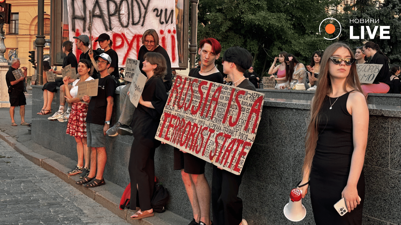 Требуют диалога с властью и жгут дымовые шашки: 23-й день протестов против отставки Федорова - фото 5